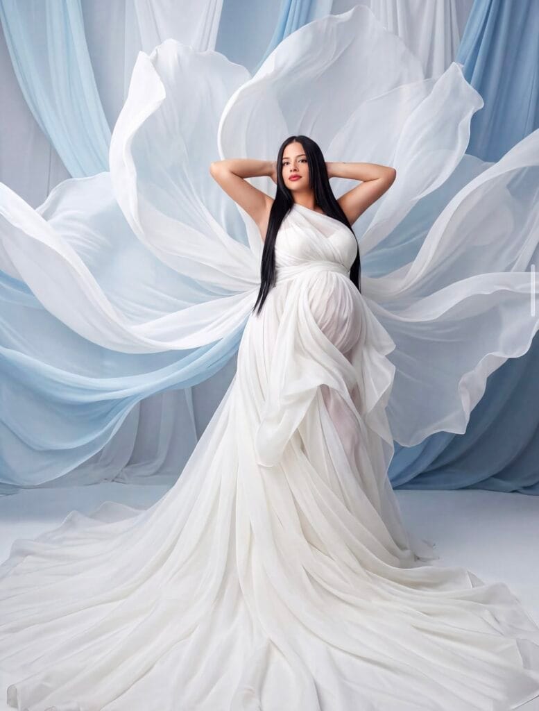 Maternity photography by Sarlen Studios